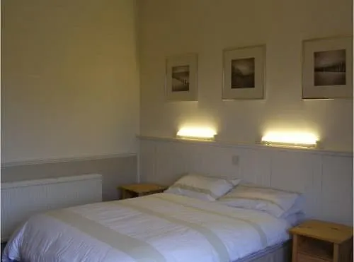 Fernlea Hotel ロザーハム